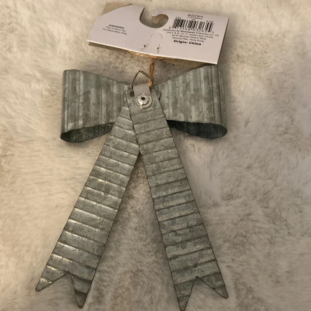 Target BP Christmas Metal Bow Decor
